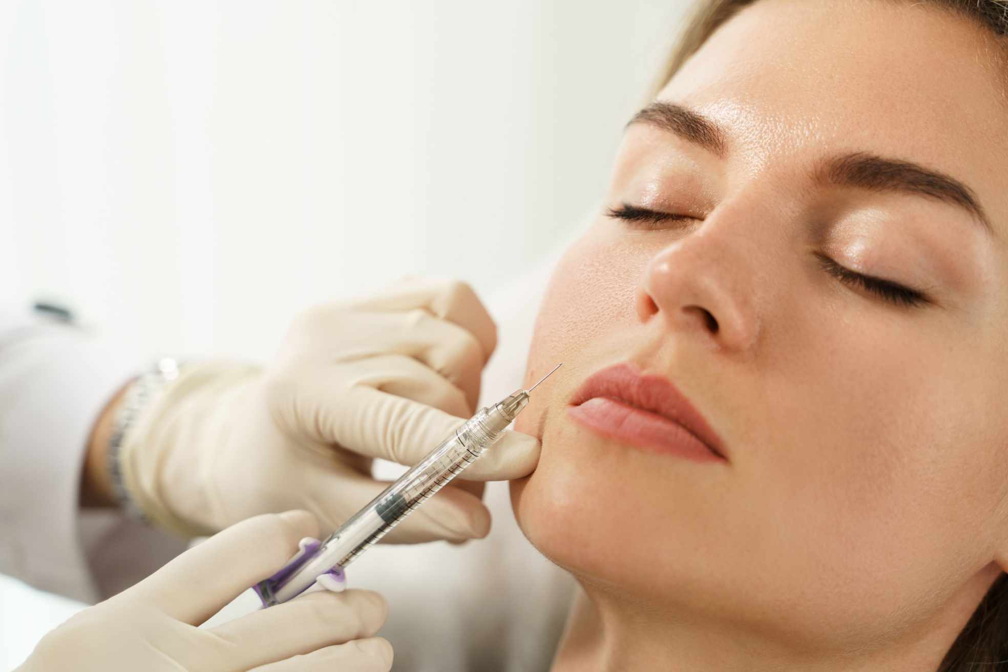 Biostimulators vs Dermal Fillers: Which One Is Right for You?