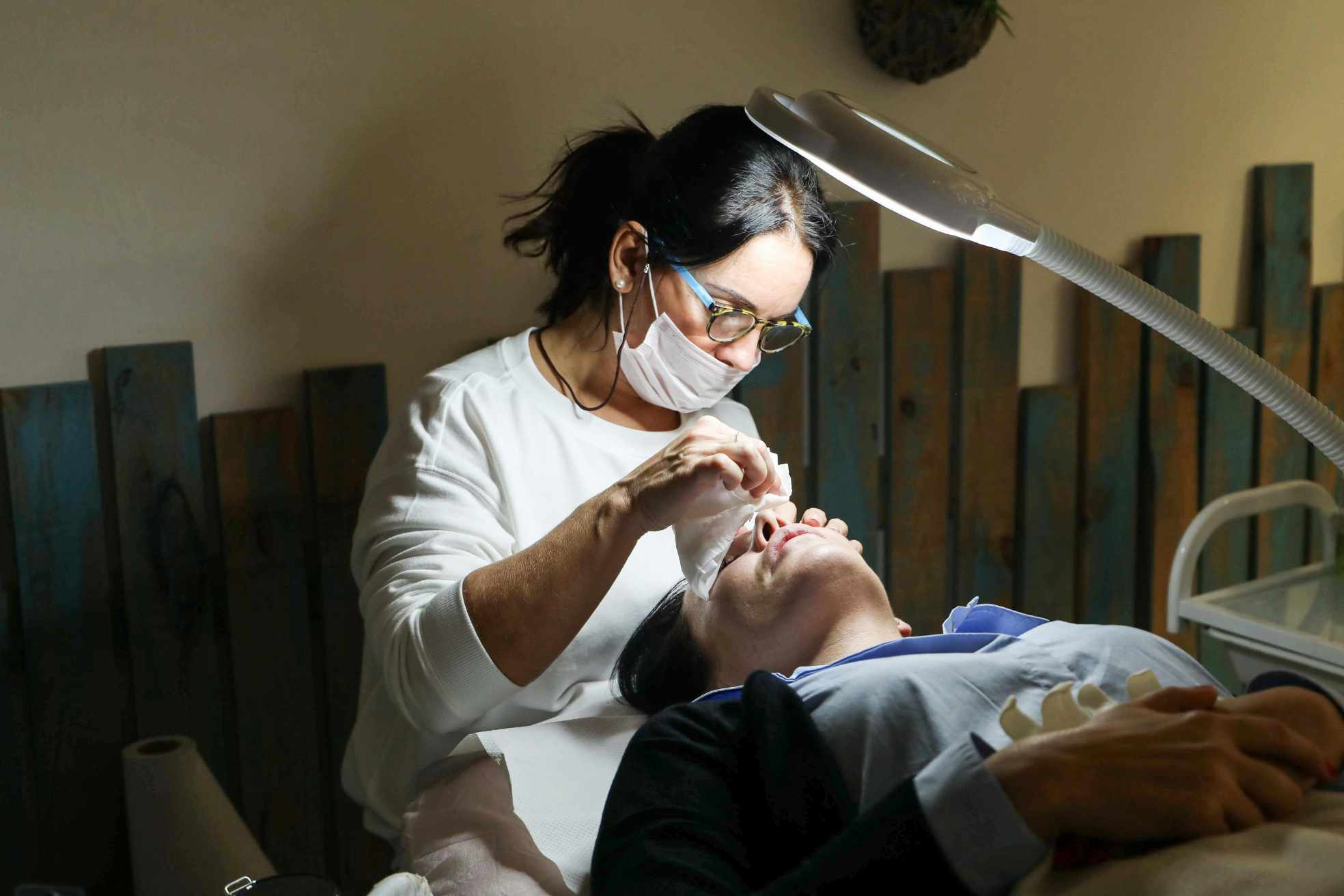 Exosome Therapy for Skin: What It Is and Who Should Try It